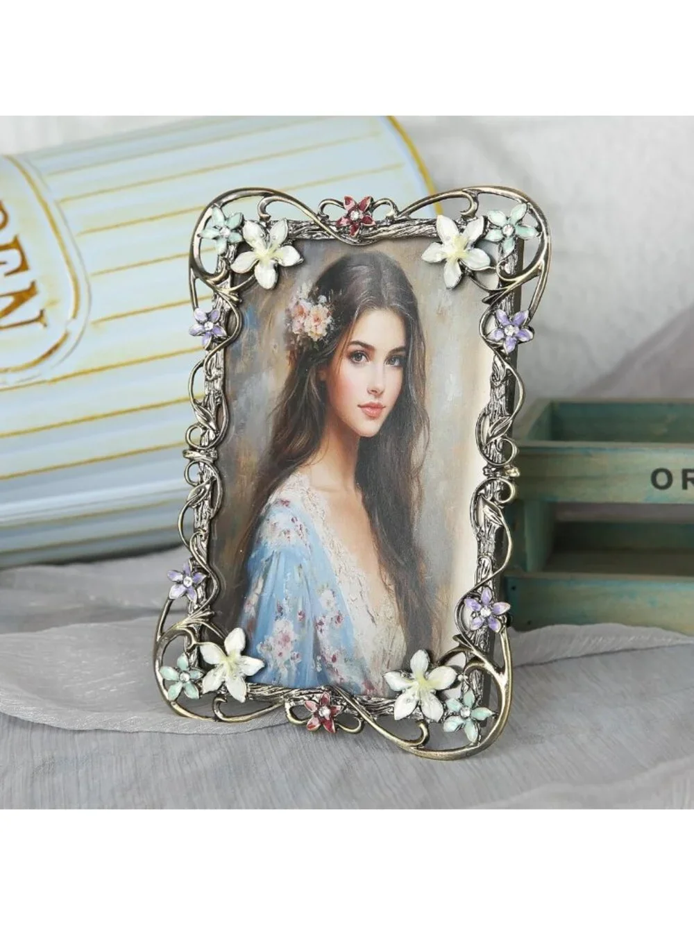 Vintage Floral Picture Frame 5x7 - Antique Metal Art Decor, HD Glass, Unique